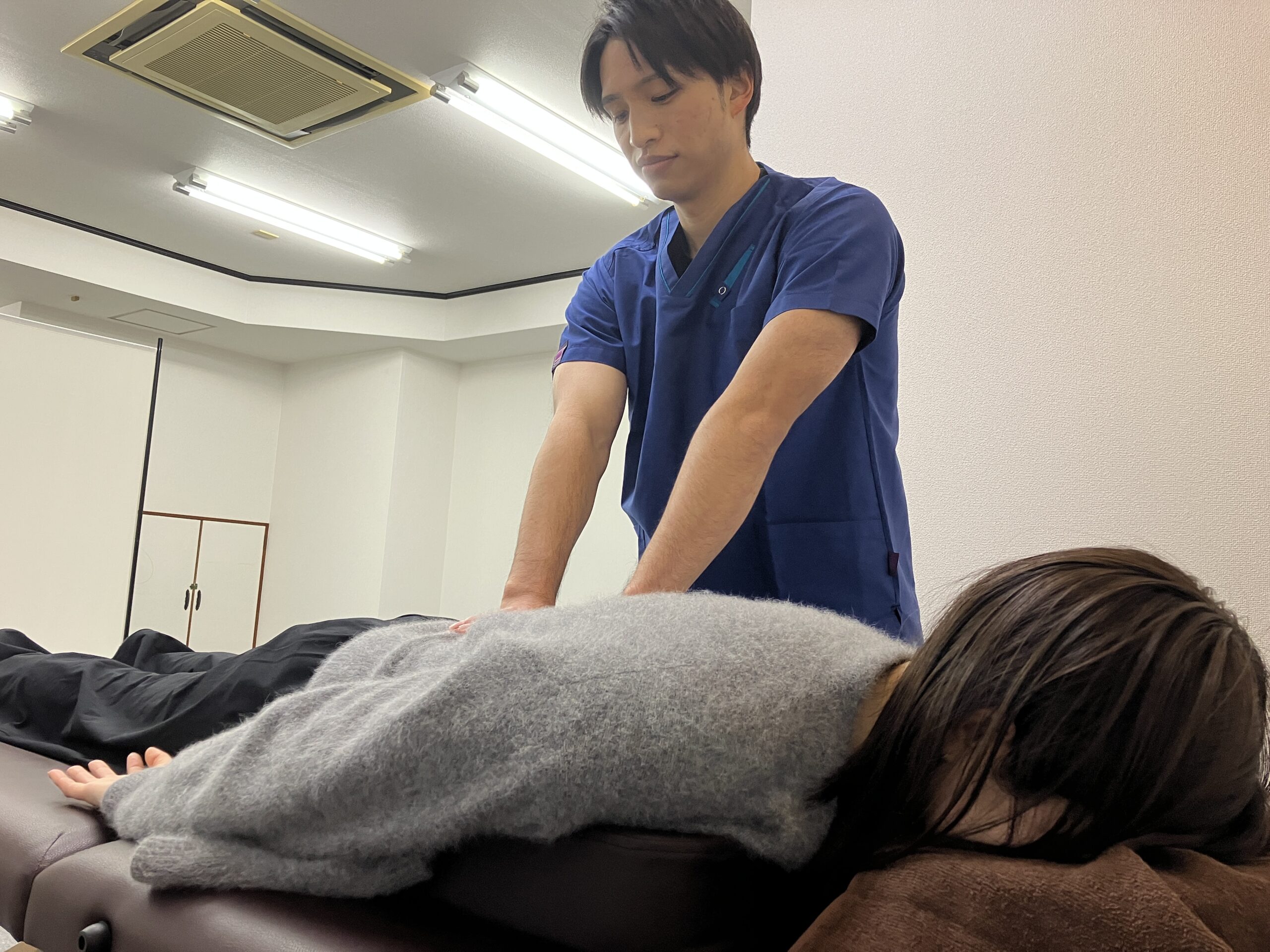 施術の様子